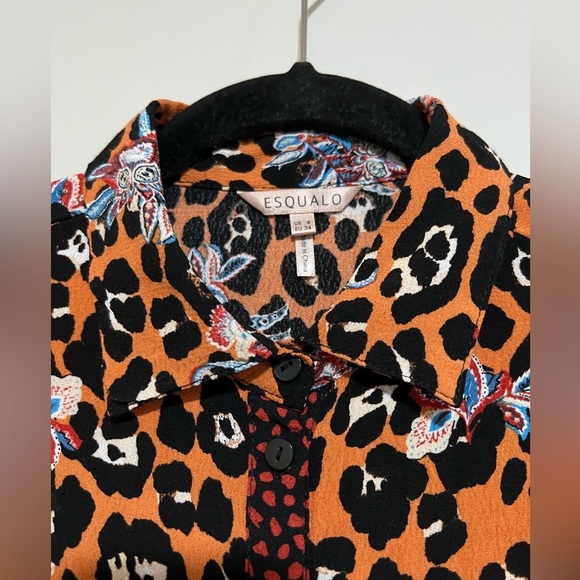 Esqualo Artsy Multicolor Abstract Animal Print Button Down Top Size 4 - Picture 3 of 8